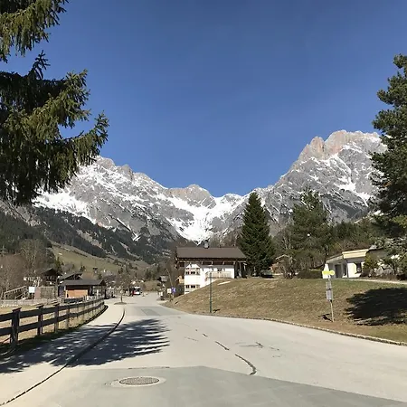 Wachtelhof Apartment *